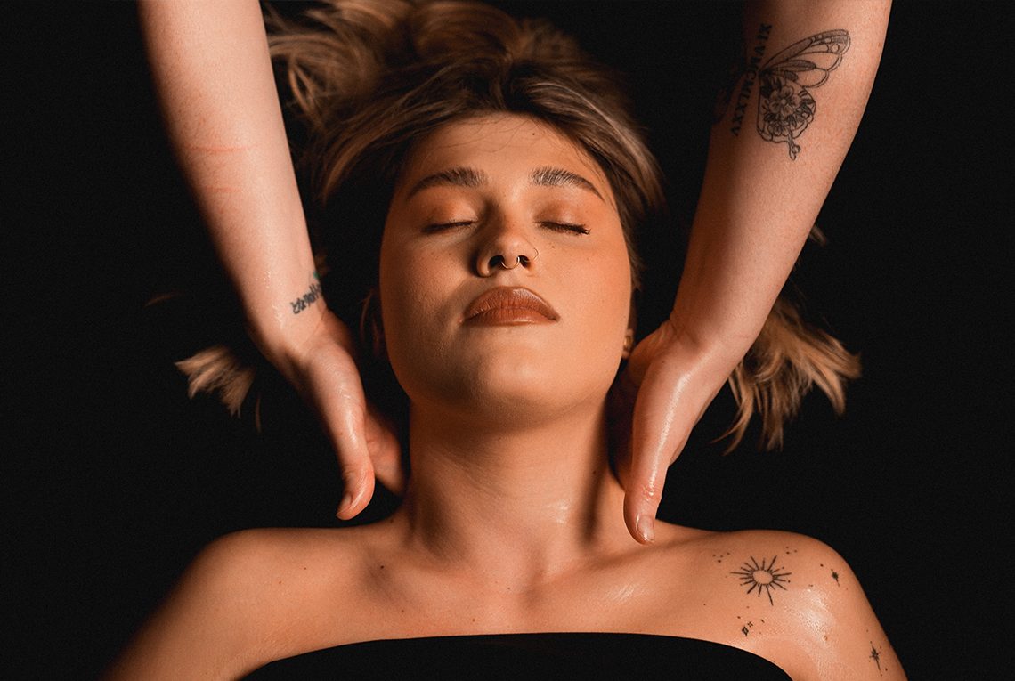 Deserved Massage logo
