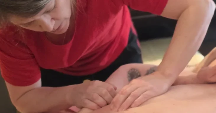 Glasgow Holistic Massage logo